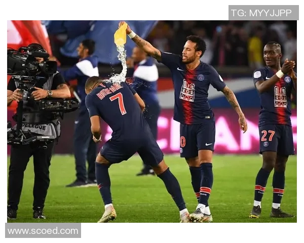 洛里昂与朗期精彩对决直播全程回顾与分析